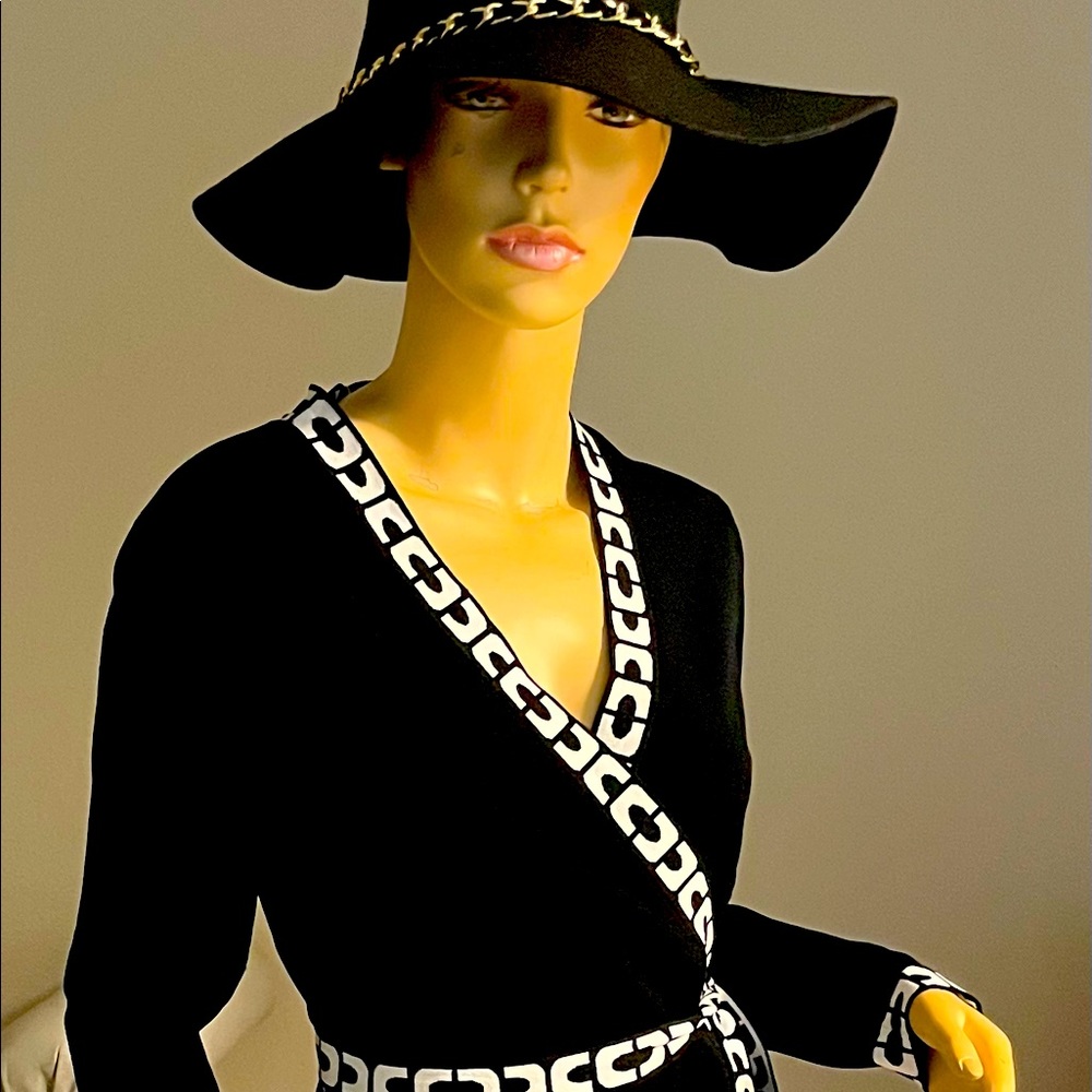 Women’s Duane Von Furstenberg wrap dress